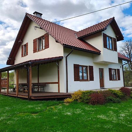 Bieszczadzkie Brzegi Apartment Ustrzyki Dolne Exterior photo