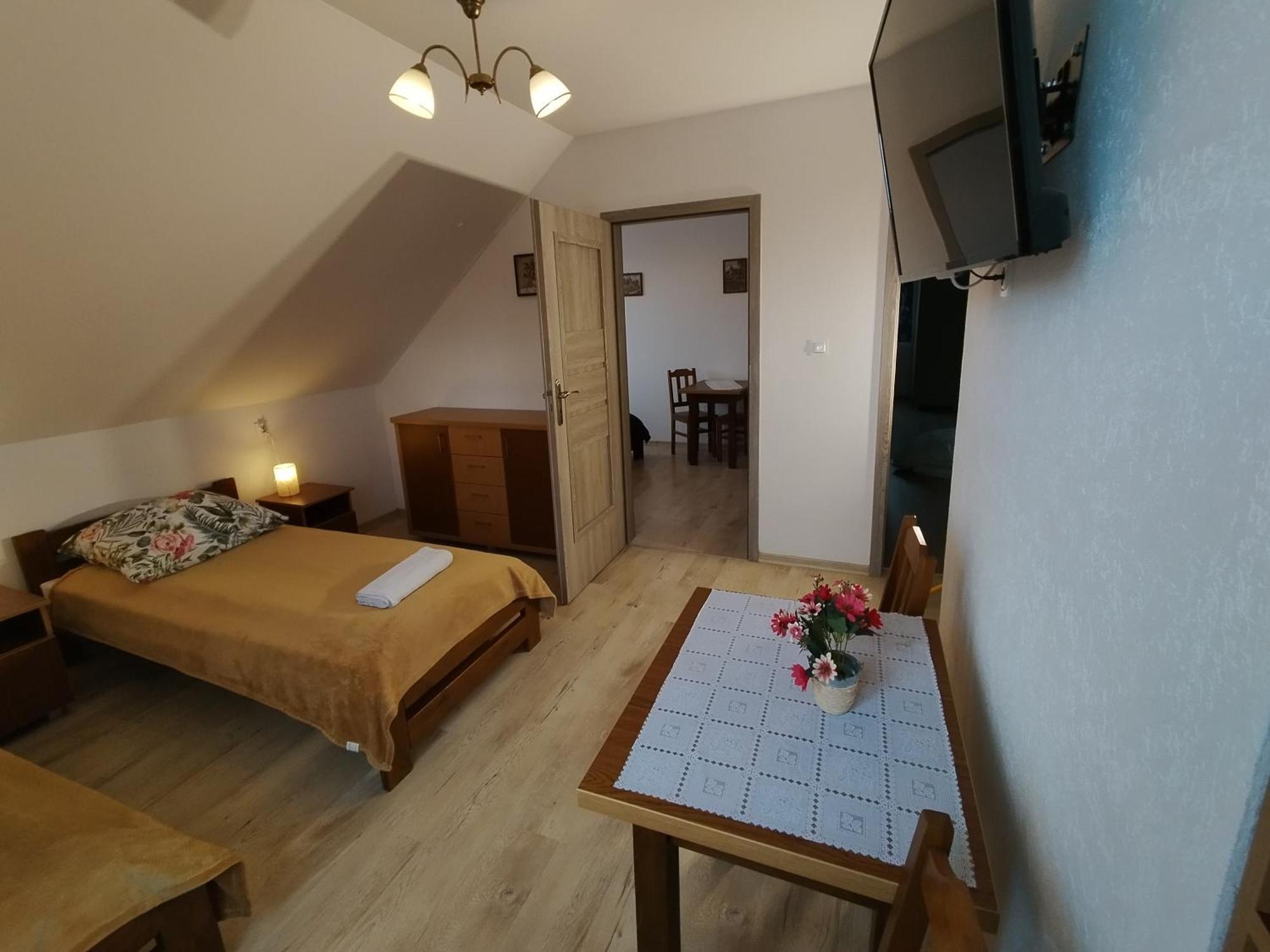 Bieszczadzkie Brzegi Apartment Ustrzyki Dolne Exterior photo